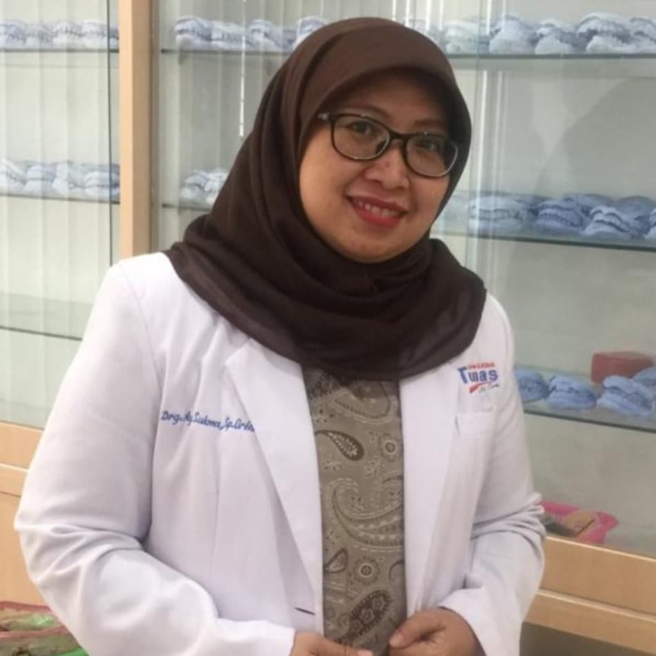 Drg. Ayu Sukma, Sp. Ort.