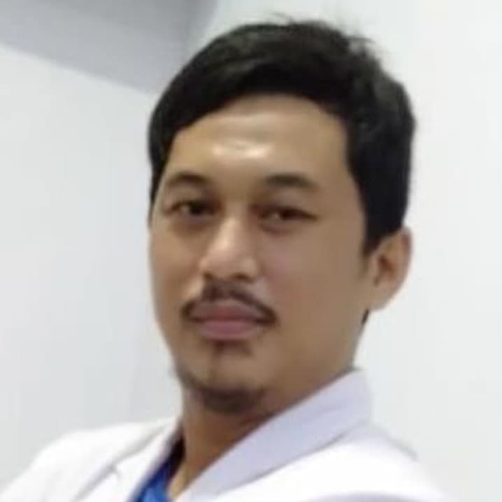 Drg. Dede Arsista